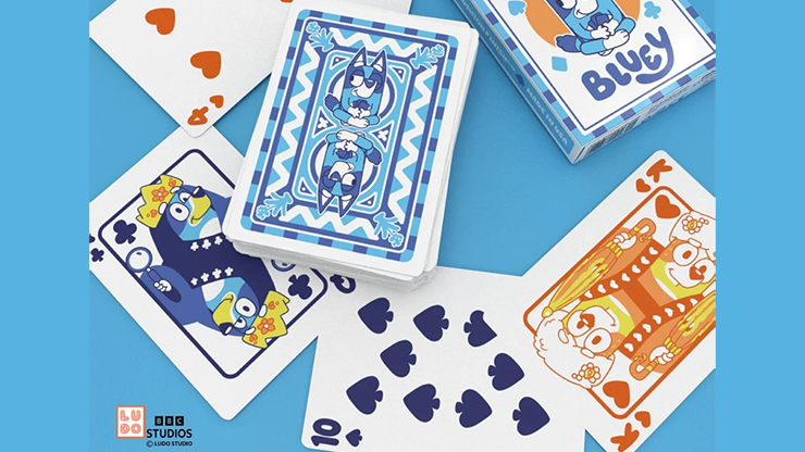 Dos des cartes et figures du jeu Bluey